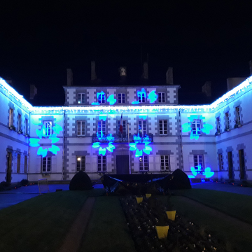 Animations de Noël : un conte projeté sur la façade de l’Hôtel de Ville