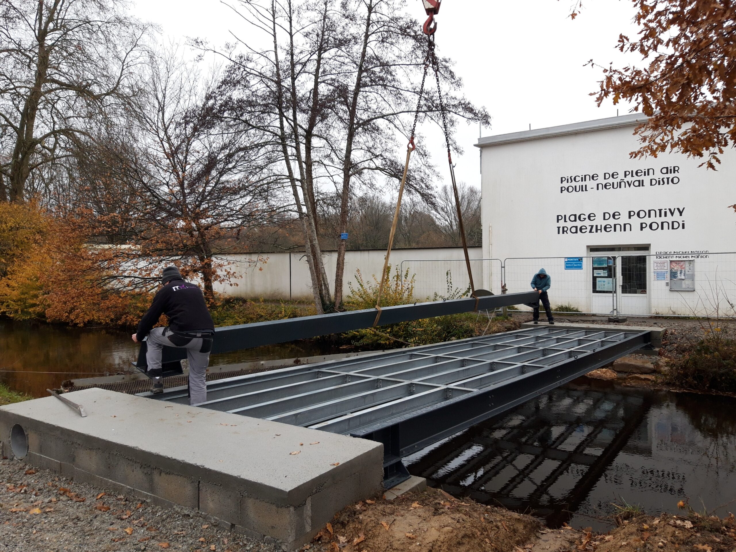 Une nouvelle passerelle devant La Plage